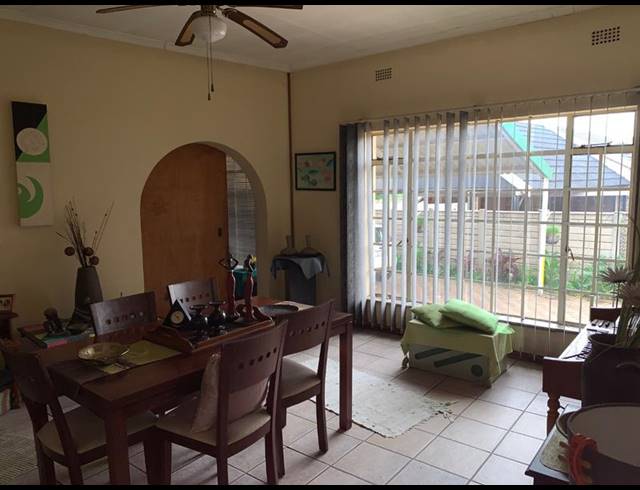 4 BEDROOM HOUSE FOR SALE IN FLORA GARDENS